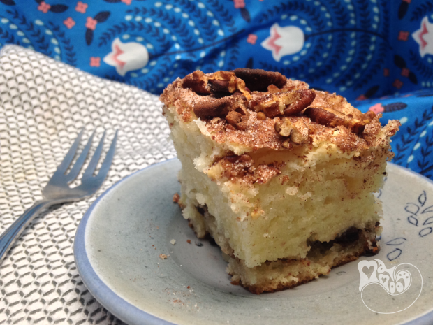 Heather's Cinnamon and Sour Cream Coffee Cake - MamootDIY.com